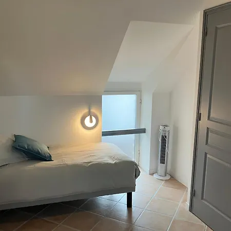 De L'echappee Saline Holiday home *